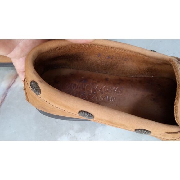 Minnetonka Women's Kilty Driving Shoes sz. 7 - Picture 8 of 8
